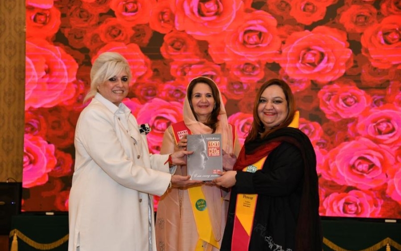 Dr. Madeeha Malik Receives Leadership Award