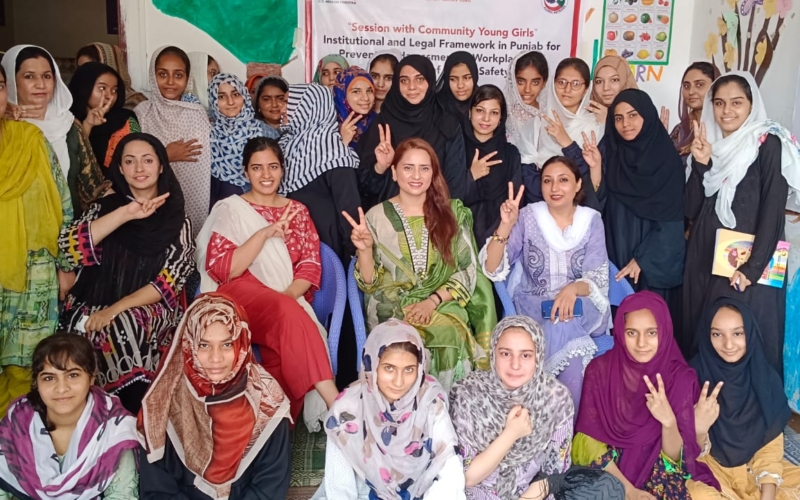 Rashida Arranges Interactive Session on Workplace and Online Harassment